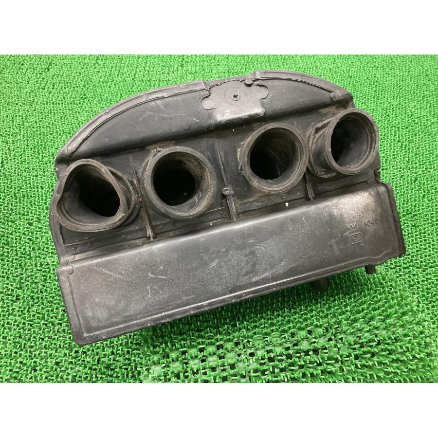 カワサキ（Kawasaki） GPZ900R エアクリーナーボックス A046 純正 中古
