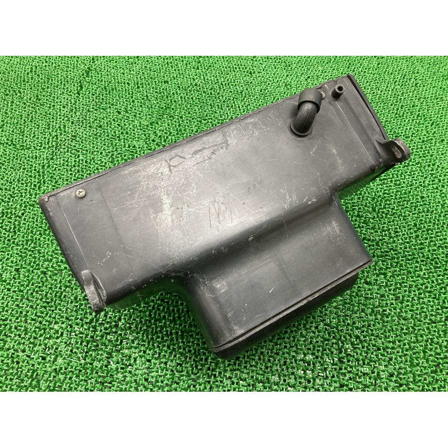 カワサキ（Kawasaki） GPZ900R エアクリーナーボックス A046 純正 中古