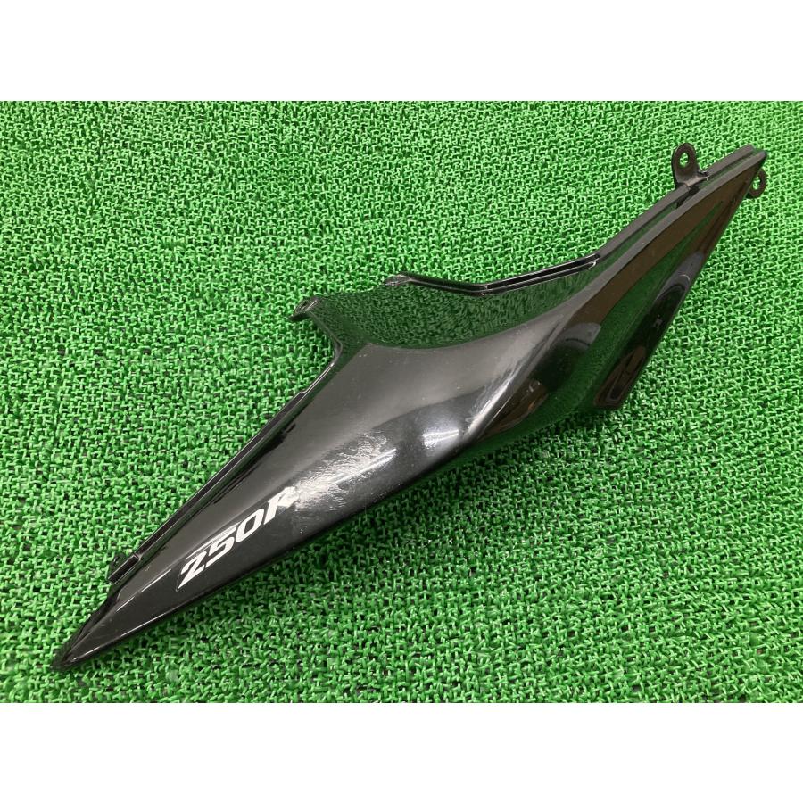 カワサキ（Kawasaki） NINJA250R シートカウル 黒 36040-0062 純正