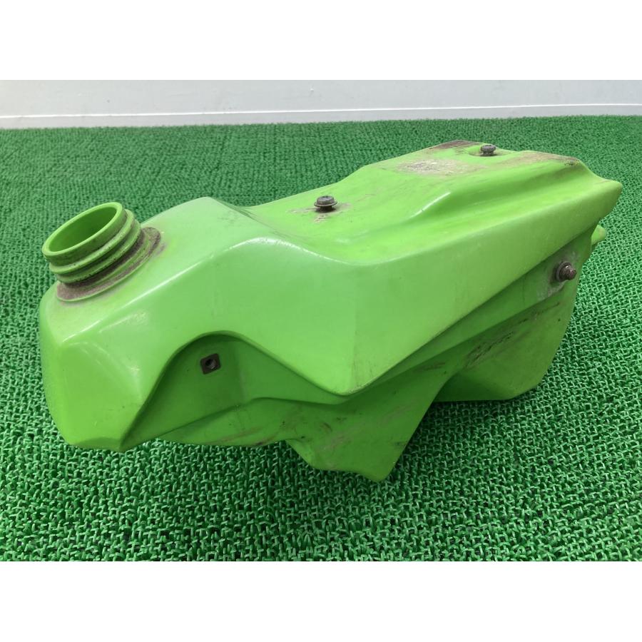 カワサキ（Kawasaki） KX125 タンク 緑 純正 中古 バイク 部品 90年