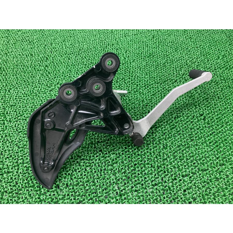 スズキ（SUZUKI） GSX1300Rハヤブサ ステップ 左右 10L 純正 中古