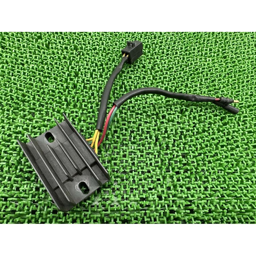 FTR223 レギュレター ホンダ 純正 中古 MC34 レギュレーター レクチファイア 絶版 Ll ホンダ（HONDA） FTR223 レギュレター 純正 中古 バイク 部品 MC34