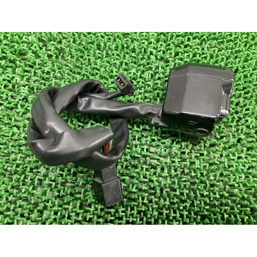 カワサキ（Kawasaki） W650 ハンドルスイッチ 左 純正 中古 バイク