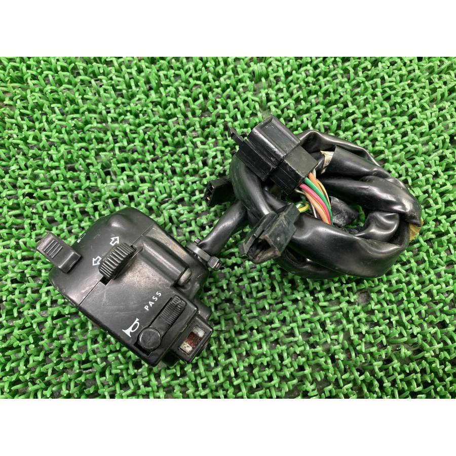 カワサキ（Kawasaki） W650 ハンドルスイッチ 左 純正 中古 バイク