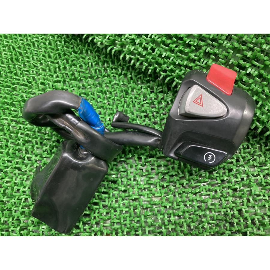 ホンダ（HONDA） CB400SF ハンドルスイッチ 右 純正 中古 バイク 部品