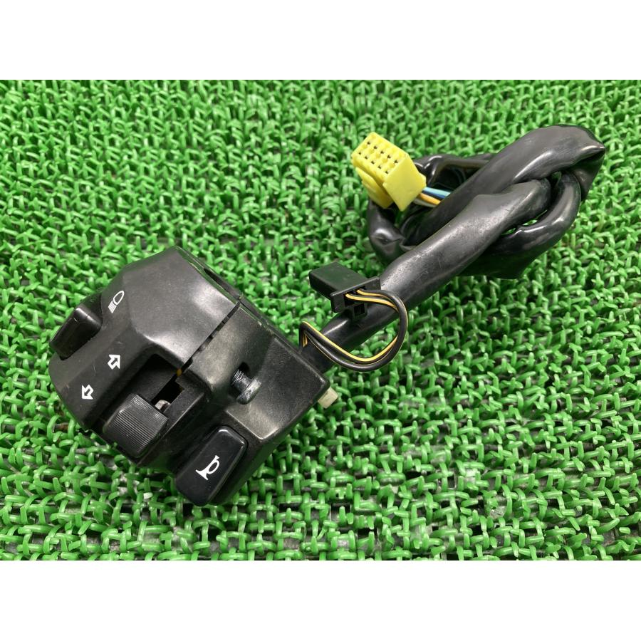 スズキ（SUZUKI） ST250E ハンドルスイッチ 左 374-18 純正 中古