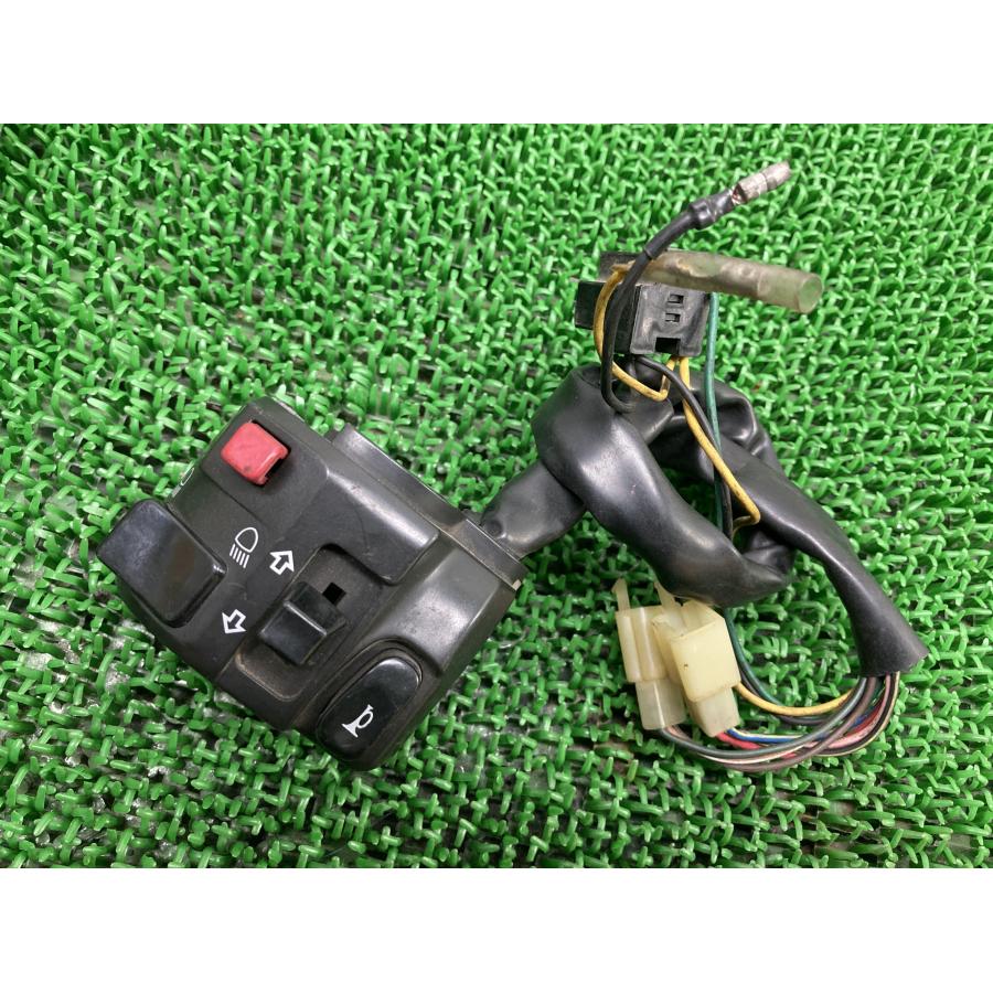 ヤマハ発動機 ルネッサ ハンドルスイッチ 左 ヤマハ 純正 中古 バイク