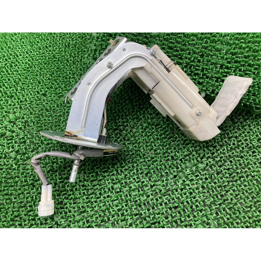 水中ポンプ スズキ（SUZUKI） GSX250R フューエルポンプ 15100-48H02 純正 中古