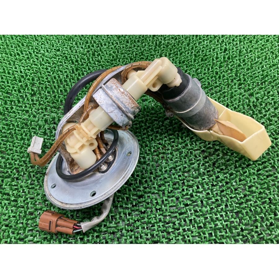 ブルバードC50 フューエルポンプ 15100-41F30 スズキ 純正 VL800B イントルーダークラシック800 フューエルセンサー 【中古】 63 スズキ（SUZUKI） ブルバードC50 フューエルポンプ 15100-41F30 純正