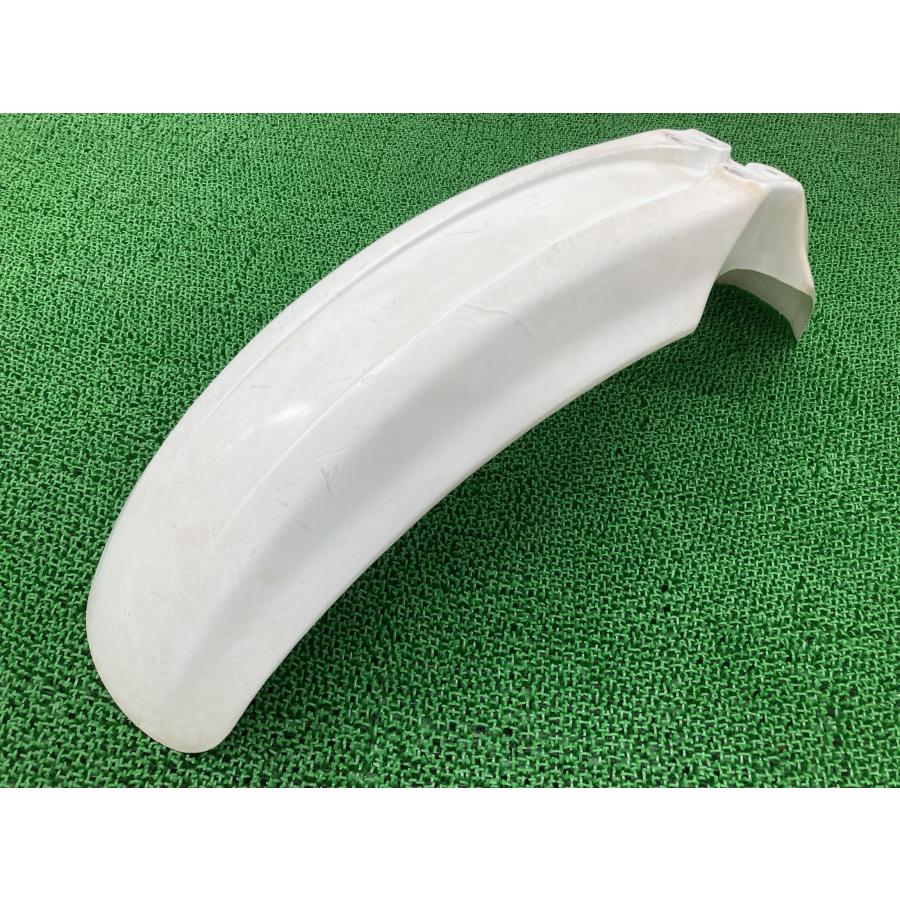 ホンダ（HONDA） XLR250R フロントフェンダー 白 KN5 純正 中古 バイク