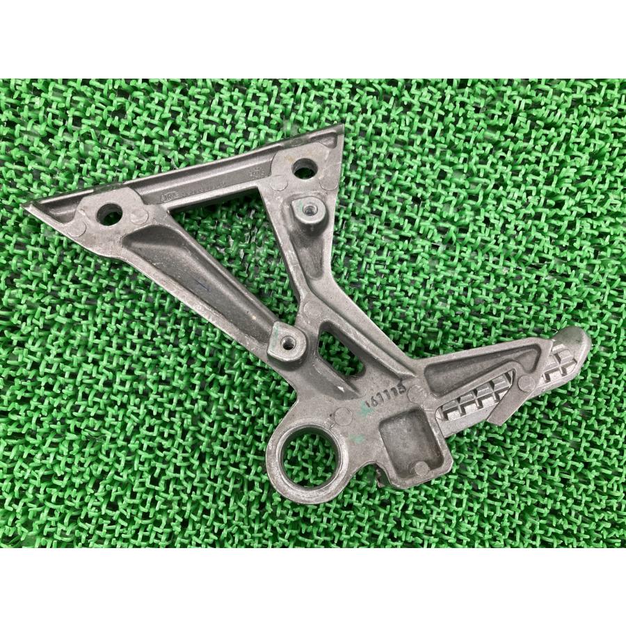 カワサキ（Kawasaki） NINJA250 タンデムステップ 右 35063-0842 純正