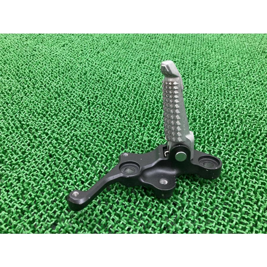 カワサキ（Kawasaki） NINJA400 ステップ 左 DSC1-2 純正 中古 バイク