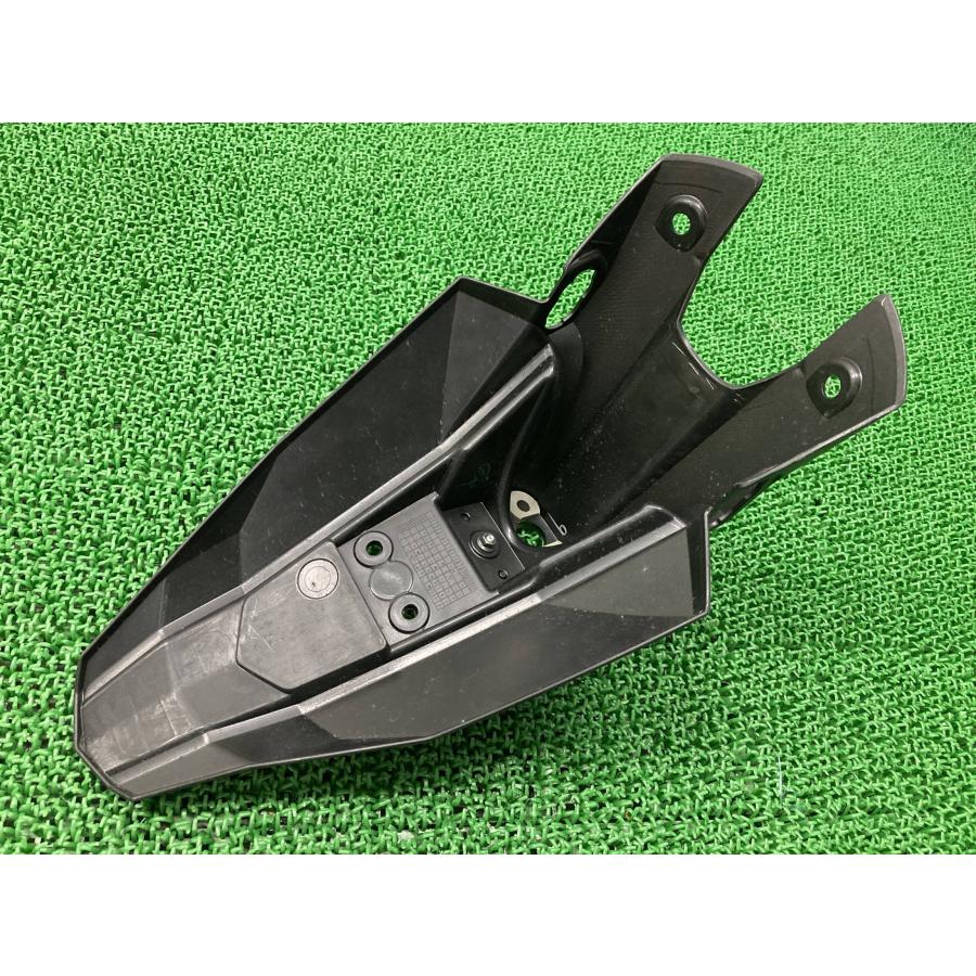 カワサキ（Kawasaki） NINJA400 リアフェンダー 35019-0556 純正 中古