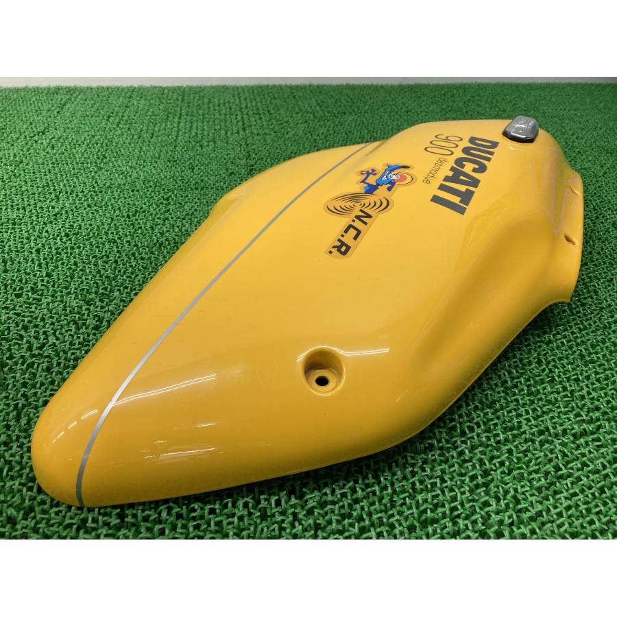 SS900 サイドカウル 左 黄 48030861A ドゥカティ 純正 バイク 部品 スーパースポーツ900 修復素材に 品薄 希少品 【中古】 80 SS900 サイドカウル 左 黄 48030861A ドゥカティ 純正 中古 バイク