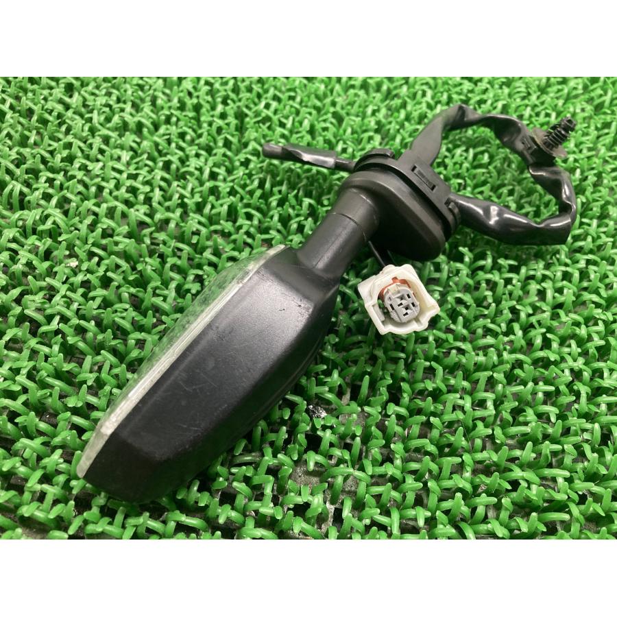 ヤマハ発動機 YZF-R6 リアウインカー 左 60102 ヤマハ 純正 中古