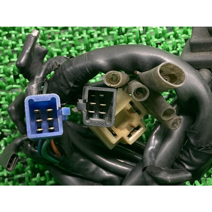 VTR250 ハンドルスイッチ 左 HM-32QB-T ホンダ 純正 中古 MC33 FI用 スイッチボックス 修復素材やカスタム素材に コケキズ無し bW ホンダ（HONDA） VTR250 ハンドルスイッチ 左 HM-32QB-T 純正 中古