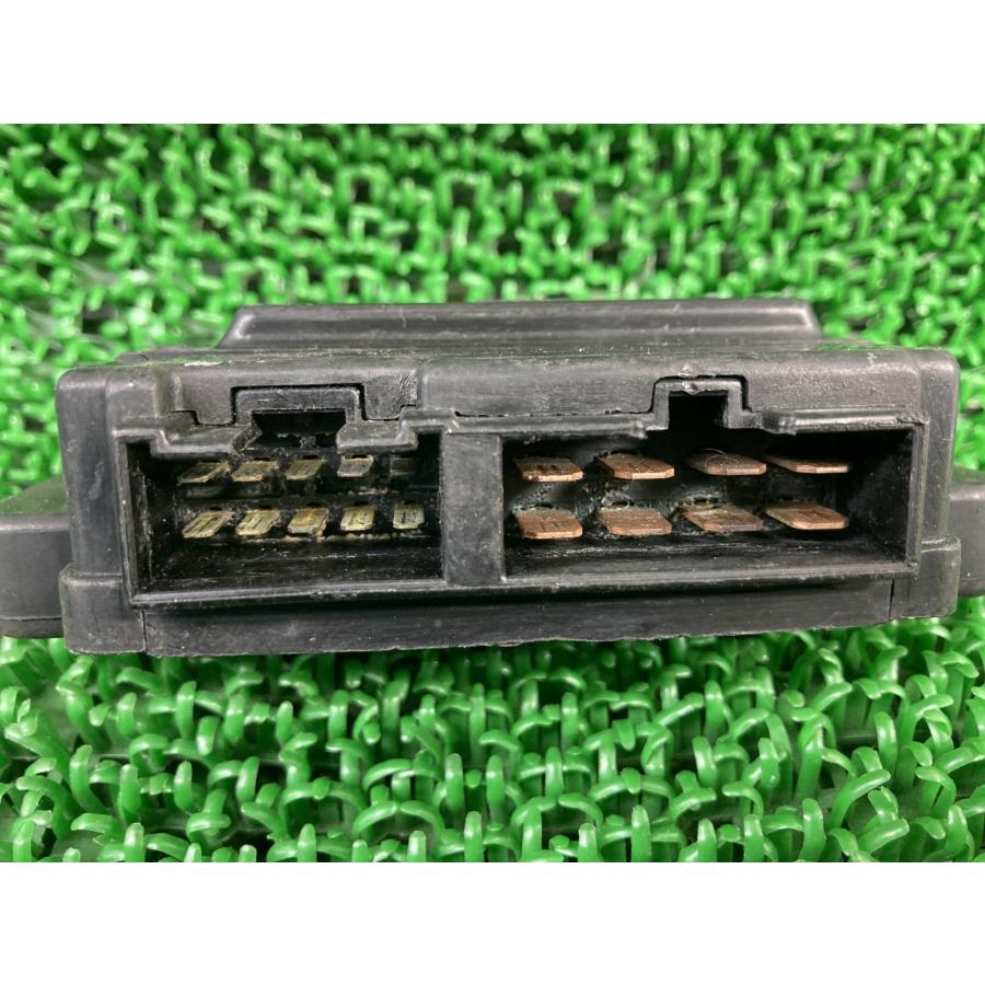 カワサキ（Kawasaki） ゼファー1100 ヒューズボックス 26021-1079 純正