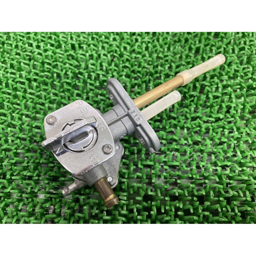 カワサキ（Kawasaki） ゼファー400 フューエルコック 純正 中古 バイク