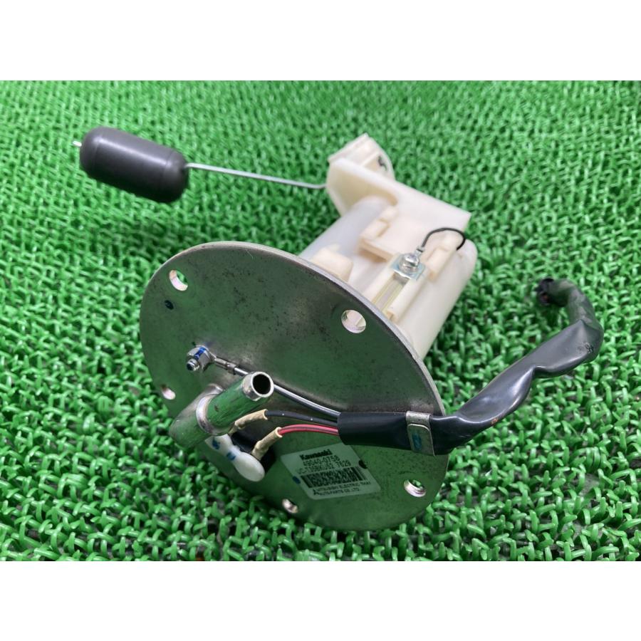 ベルシスX250 フューエルポンプ 49040-0758 カワサキ 純正 中古 KLE250B Versys-X oR カワサキ（Kawasaki） ベルシスX250 フューエルポンプ 49040-0758 純正