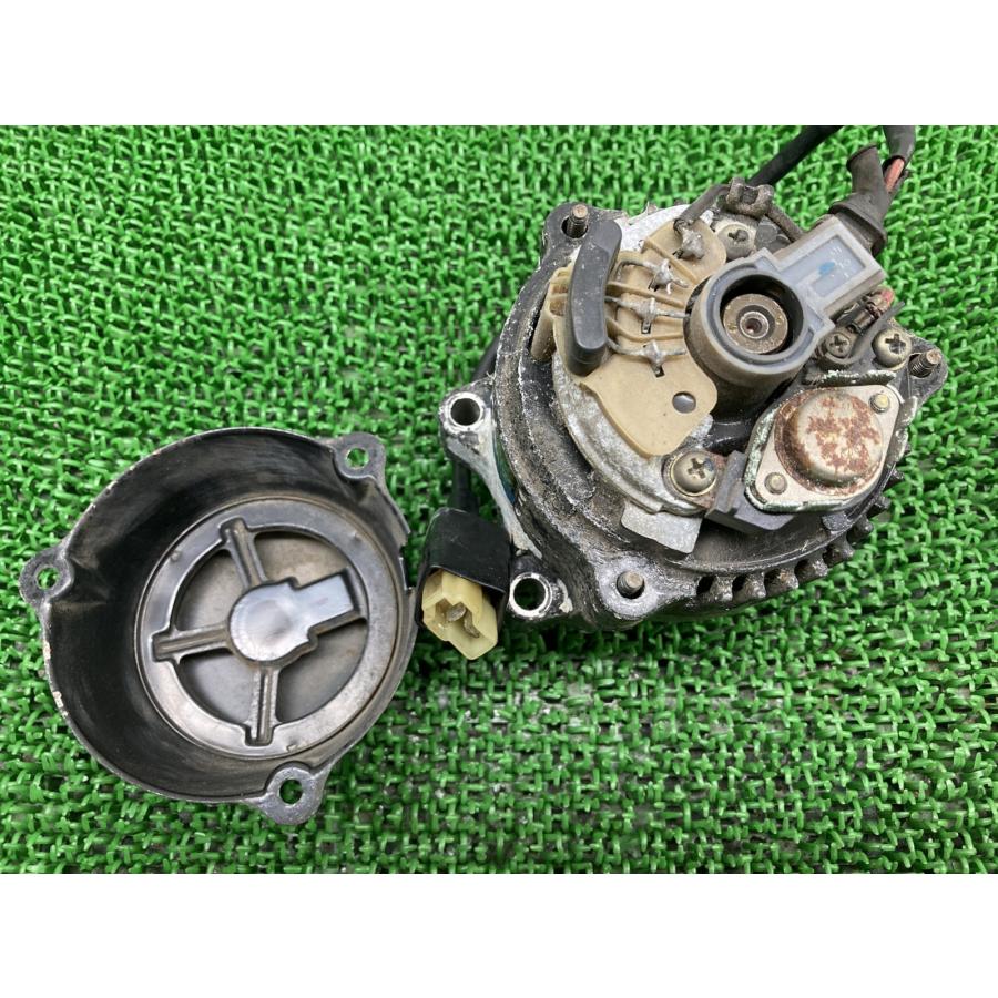 GPZ900R ジェネレーター 4891 カワサキ 純正 バイク 部品 ZX900A ダイナモ オルタネーター 修復素材に 車検 Genuine 【中古】 55 カワサキ（Kawasaki） GPZ900R ジェネレーター 4891 純正 中古 バイク