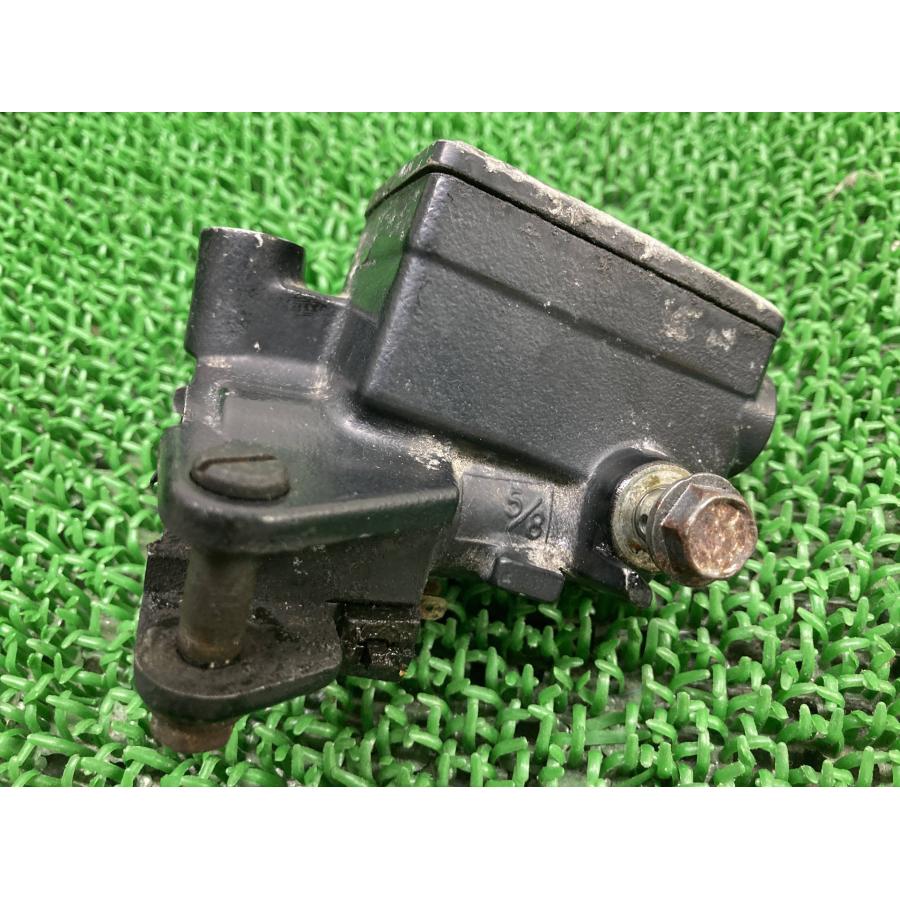 ゼファー1100 フロントブレーキマスター 5/8 カワサキ 純正 バイク 部品 ZR1100A ZRT10A 5 8 ZEPHYR1100 割れ欠け無し 【中古】 46 カワサキ（Kawasaki） ゼファー1100 フロントブレーキマスター 5/8