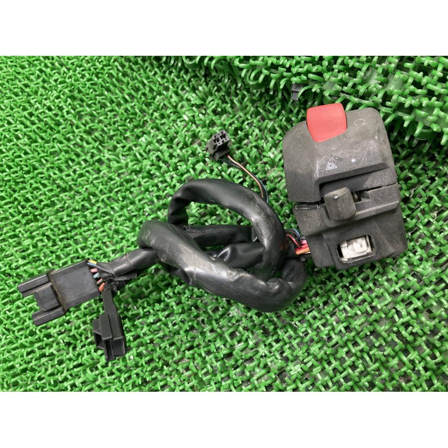 スズキ（SUZUKI） マローダー250 ハンドルスイッチ 右 純正 中古