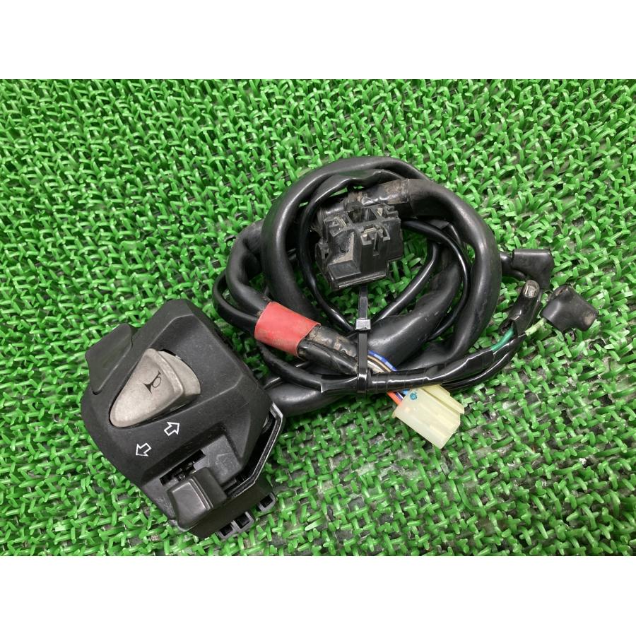 ホンダ（HONDA） CB1300SB ハンドルスイッチ 左 純正 中古 バイク 部品