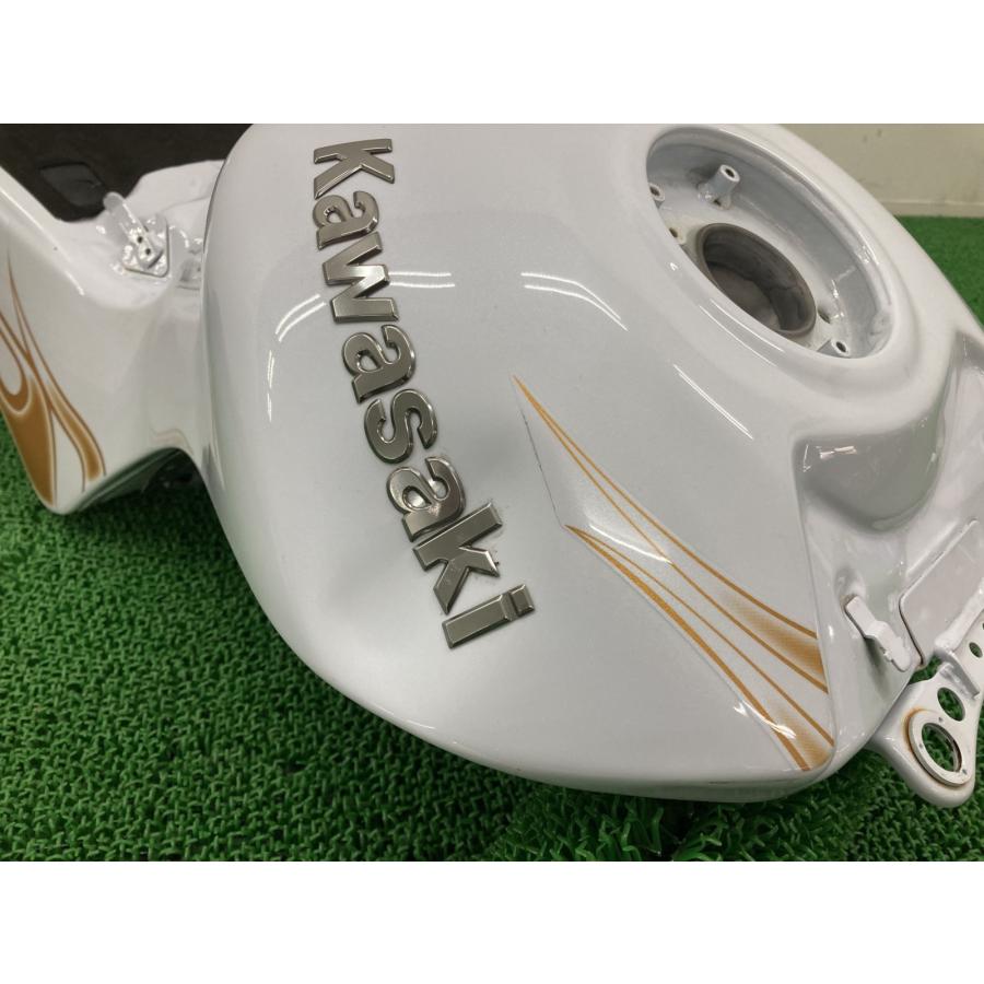 カワサキ（Kawasaki） ZZ-R1400 タンク パール 純正 中古 バイク 部品