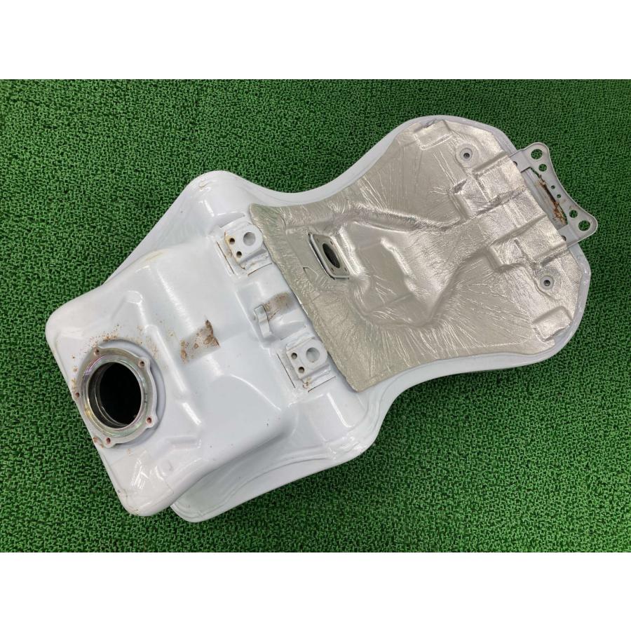 カワサキ（Kawasaki） ZZ-R1400 タンク パール 純正 中古 バイク 部品