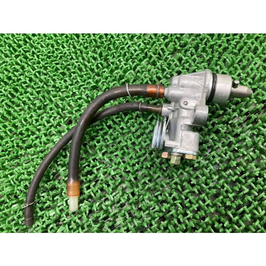 ホンダ NSR50エンジン 中古 キック　オイルポンプ付き ホンダ（HONDA） NSR50 オイルポンプ GT4 純正 中古 バイク 部品 AC10