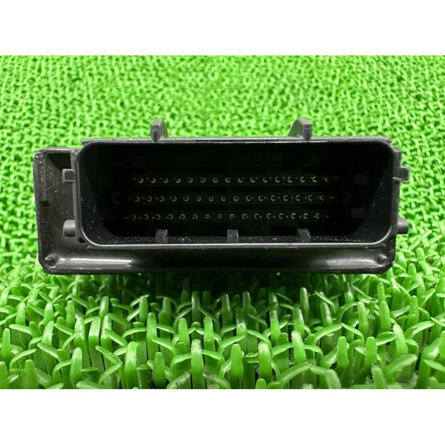 ヤマハ発動機 XMAX ECU ヤマハ 純正 中古 バイク 部品 ECM エンジン