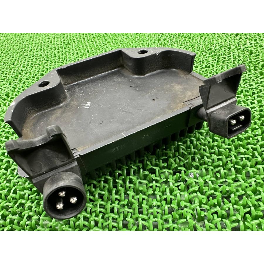 ダイナ レギュレター ハーレー 純正 中古 バイク 部品 08-17年 レギュレーター 機能的問題なし 品薄 車検 Genuine 92 ダイナ レギュレター ハーレー 純正 中古 バイク 部品 08年-17年