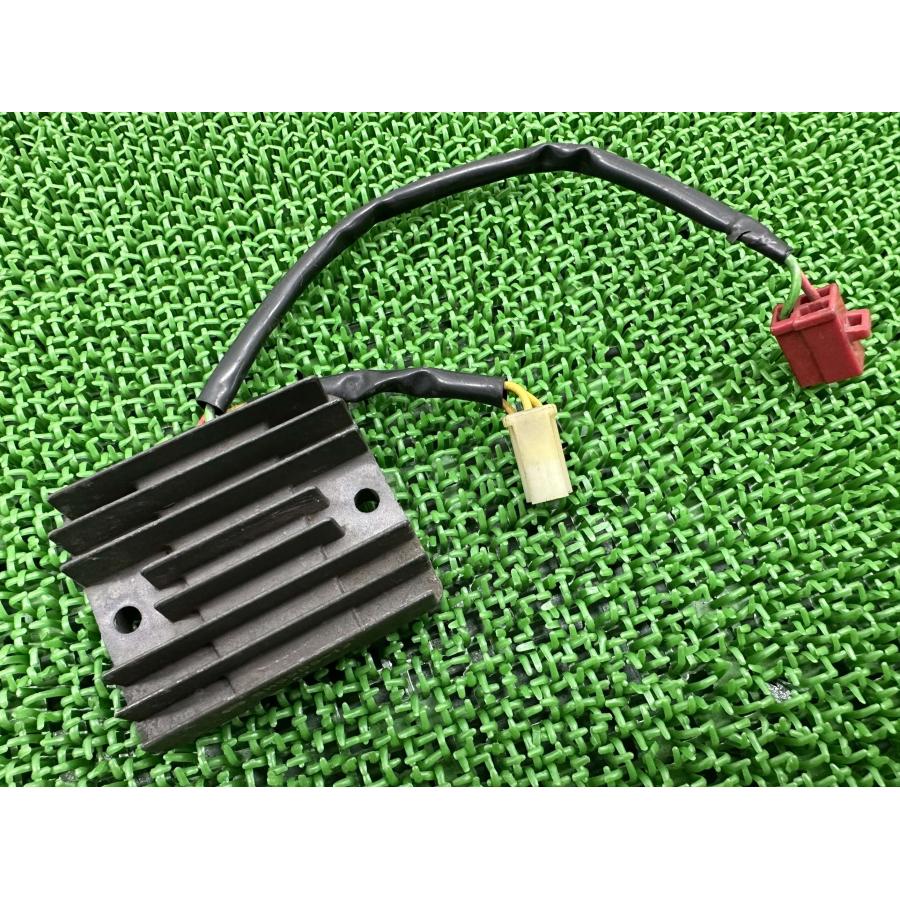 ホンダ（HONDA） ベンリィCD125T レギュレター 純正 中古 バイク 部品