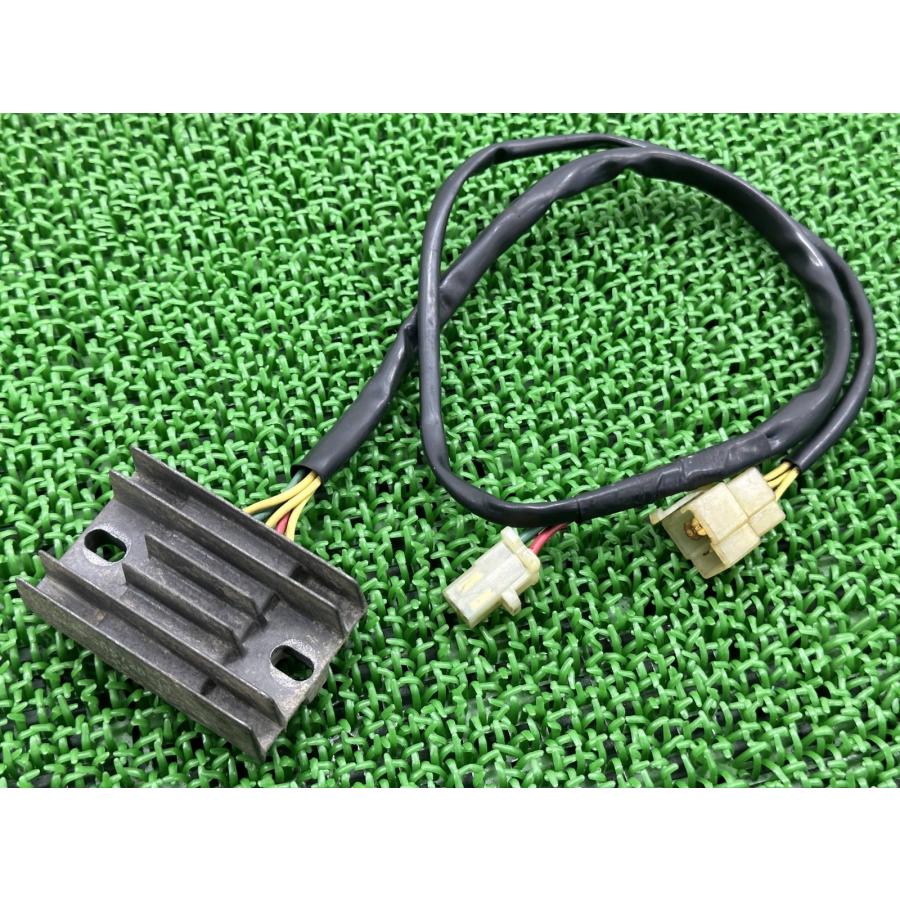 CRM250R レギュレター ホンダ 純正 中古 バイク 部品 MD24 レギュレーター レクチファイア 機能的問題なし 品薄 車検 Genuine 8 ホンダ（HONDA） CRM250R レギュレター 純正 中古 バイク 部品 MD24