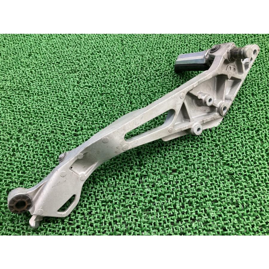 ホンダ（HONDA） CB400SF ステッププレート 右 MCE 純正 中古 NC39