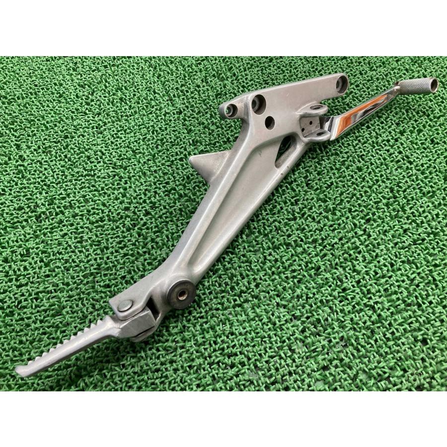 ホンダ（HONDA） CB400SF ステッププレート 右 MY9 純正 中古 バイク