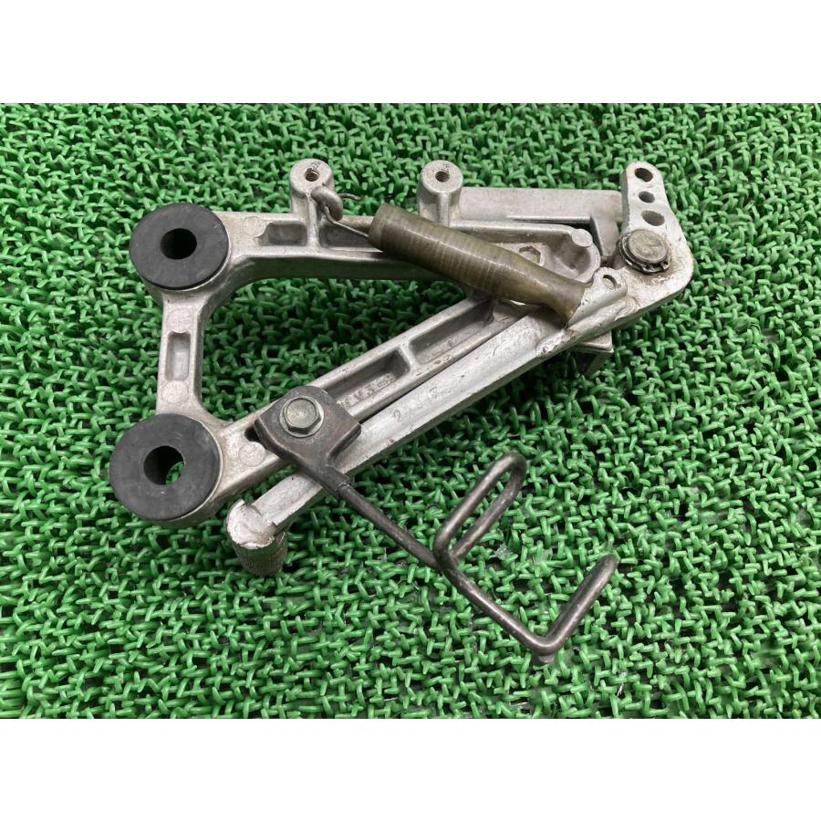 ホンダ（HONDA） NSR250R ステップ 右 純正 中古 バイク 部品 MC16