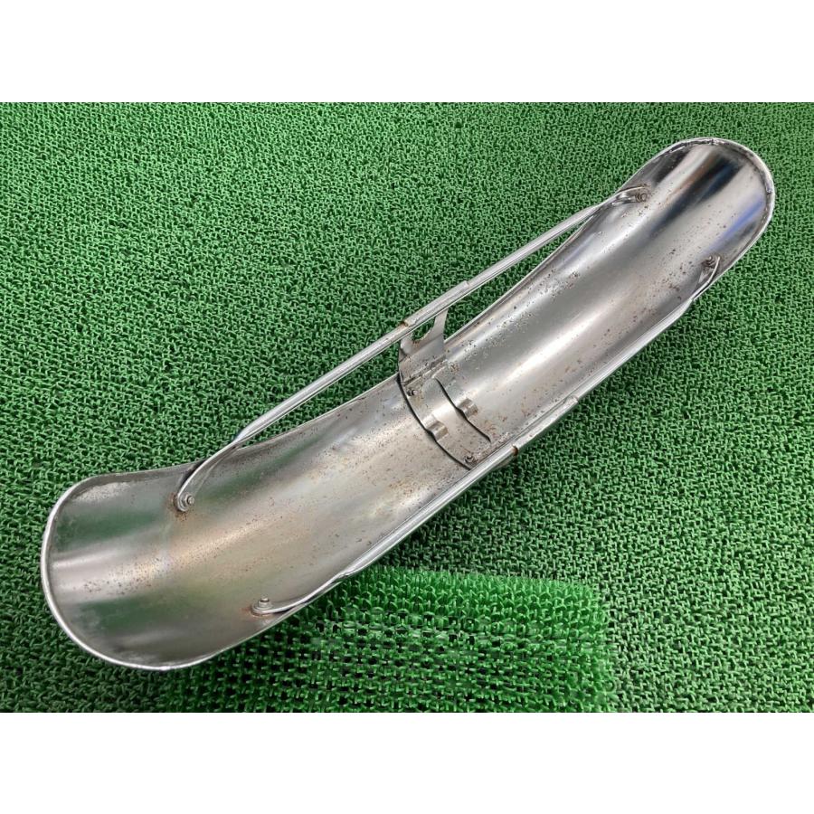 カワサキ（Kawasaki） W800 フロントフェンダー 純正 中古 バイク 部品