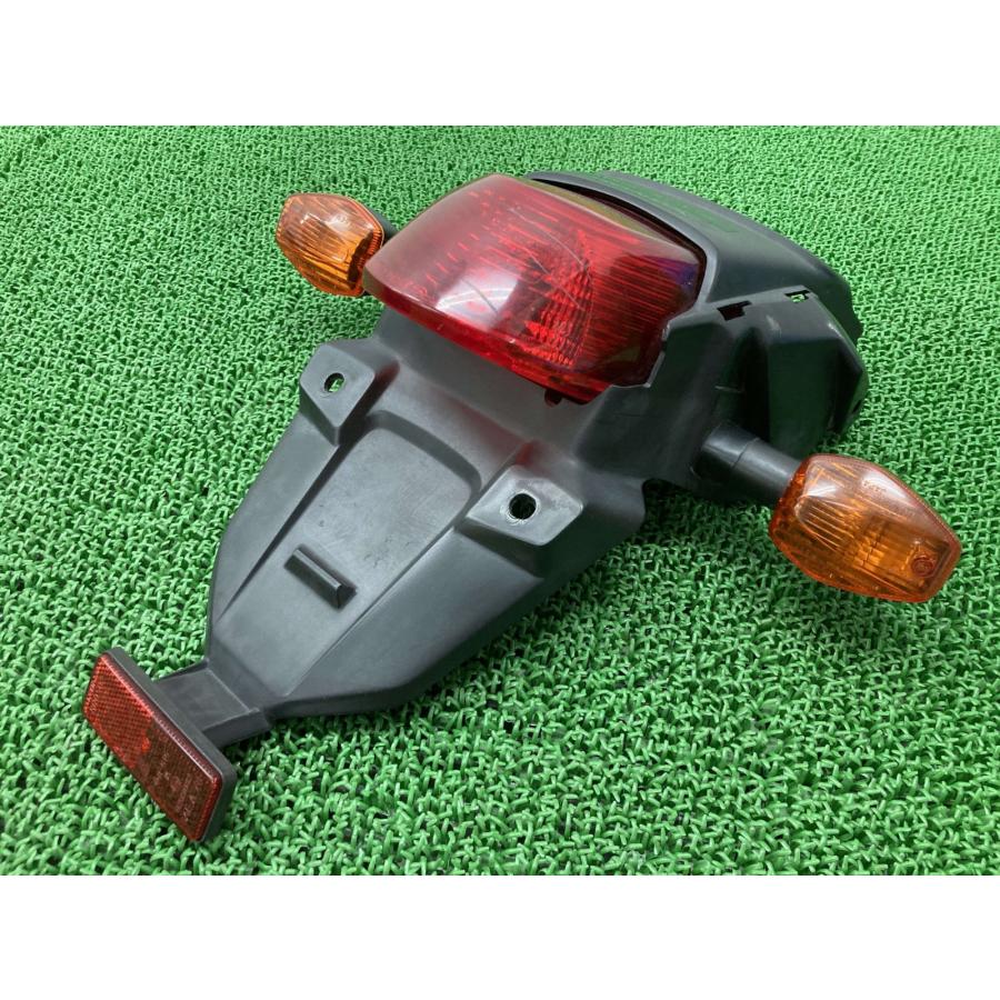 ホンダ VTR250 A-TECH リアフェンダー 中古 ホンダ（HONDA） VTR250 リアフェンダー KFK 純正 中古 バイク 部品