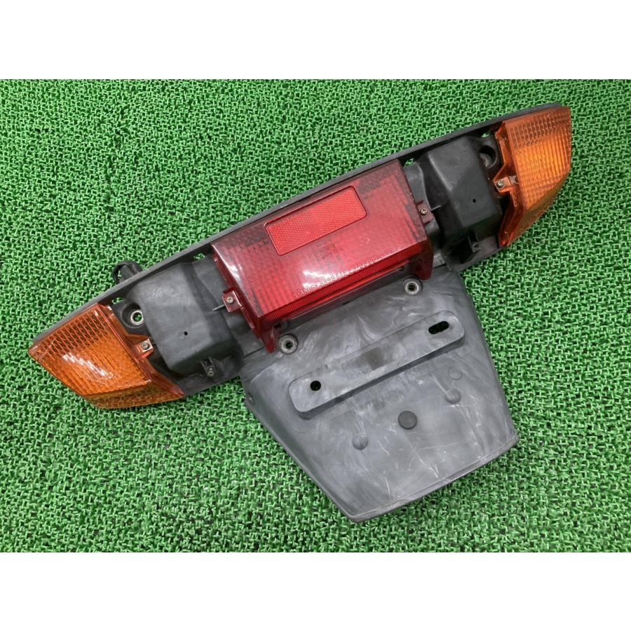 フュージョン リアフェンダー 8699 ホンダ 純正 中古 バイク 部品 MF02 テールライト テールランプ ウインカー FUSION Dw ホンダ（HONDA） フュージョン リアフェンダー 8699 純正 中古 バイク
