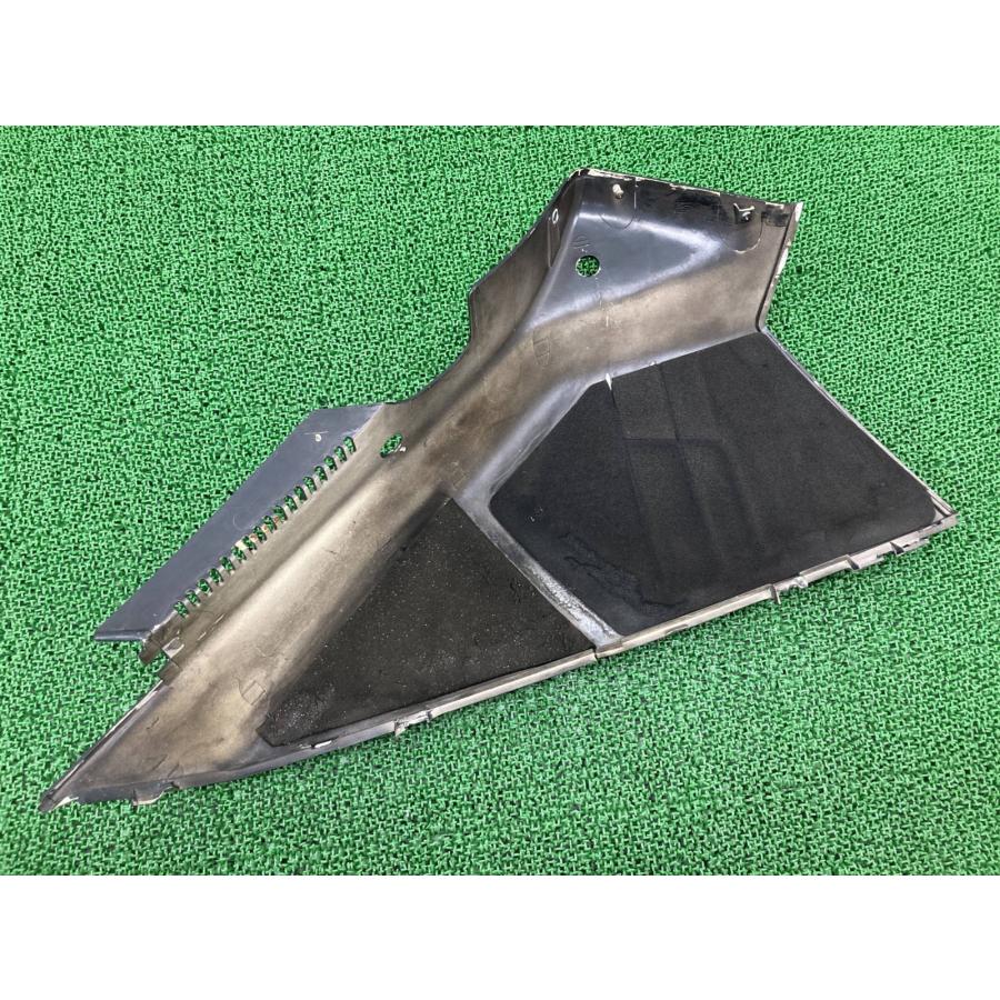 ホンダ（HONDA） フュージョン サイドカウル 右 黒 純正 中古 バイク