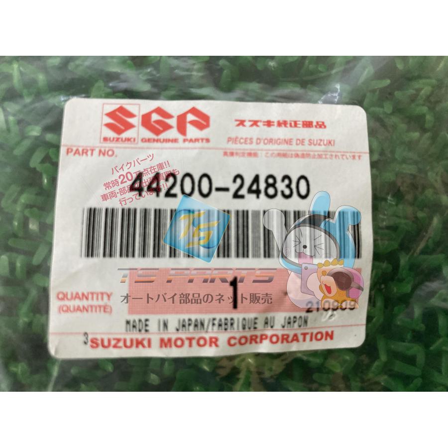 スズキ（SUZUKI） ブルバード650 フューエルタンクキャップ 純正 新品