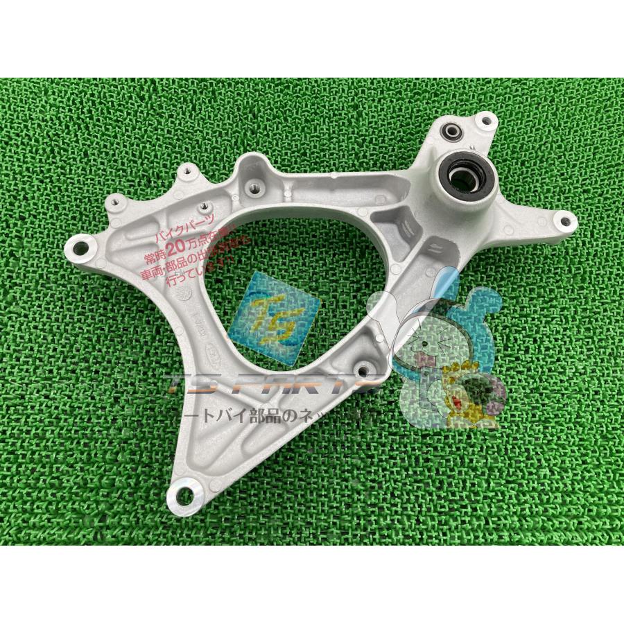 pcx スイングアーム axiz pcx スイングアーム axiz【公式オンライン