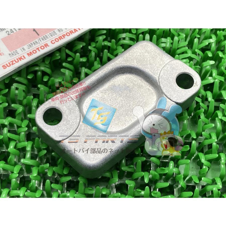 スズキ（SUZUKI） バーグマン200 オイルストレイナーキャップ 純正