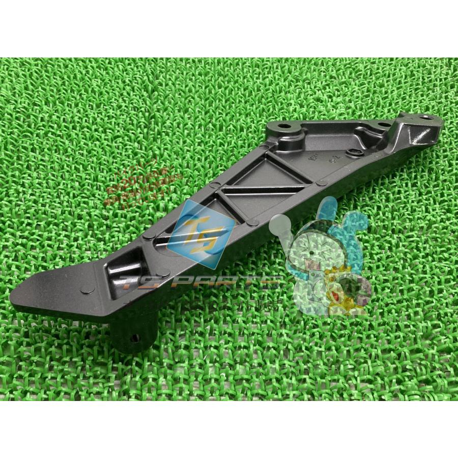カワサキ（Kawasaki） ZRX400 ステップホルダー 左 在庫有 即納 純正