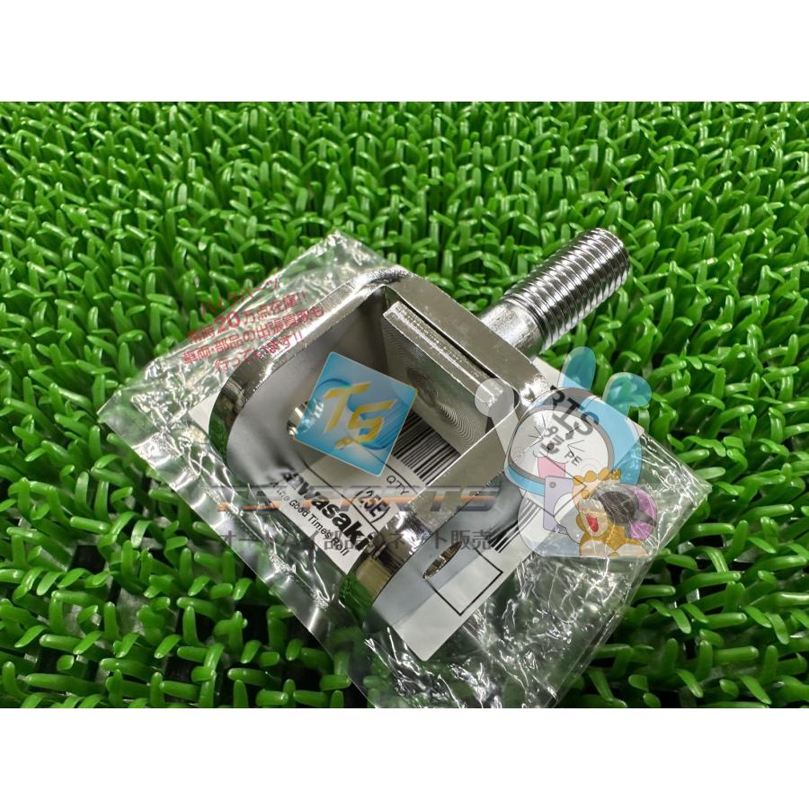 カワサキ（Kawasaki） ゼファー400 タンデムステップホルダー 在庫有