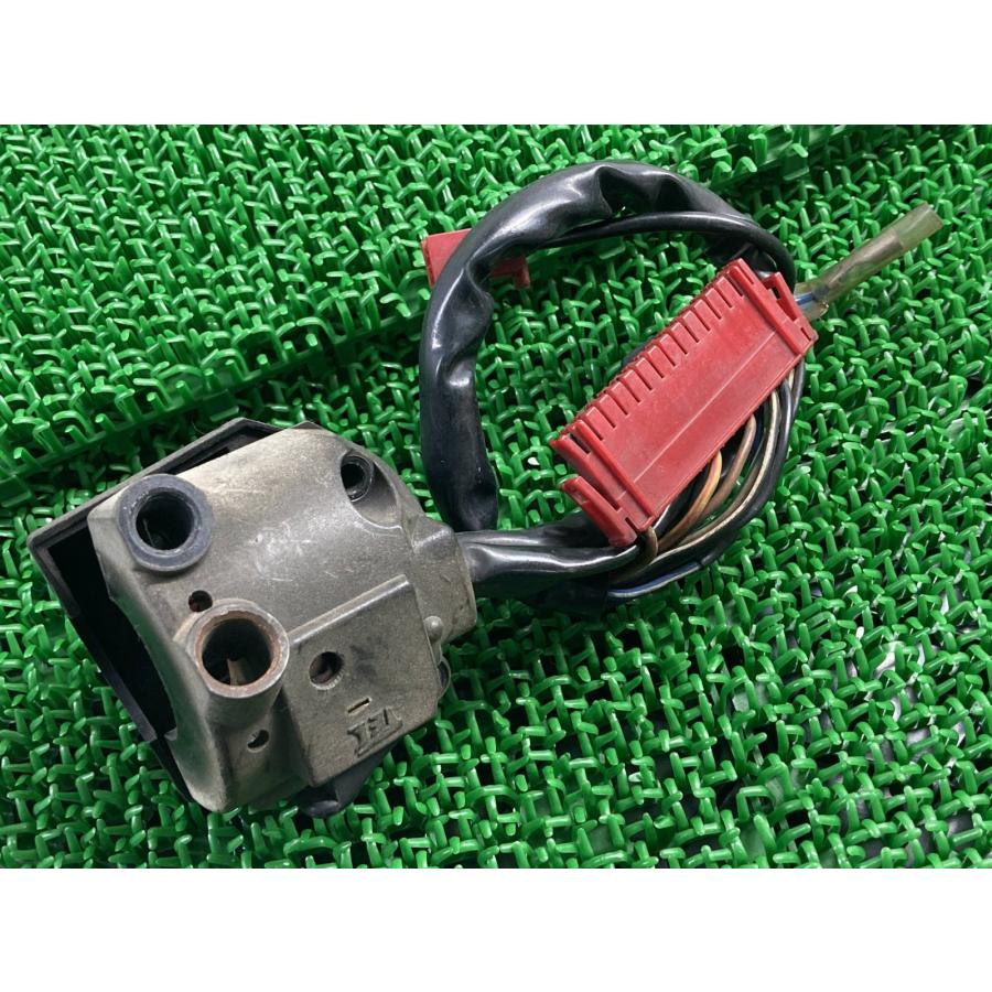 ホンダ（HONDA） NS250R ハンドルスイッチ 右 純正 中古 バイク 部品 