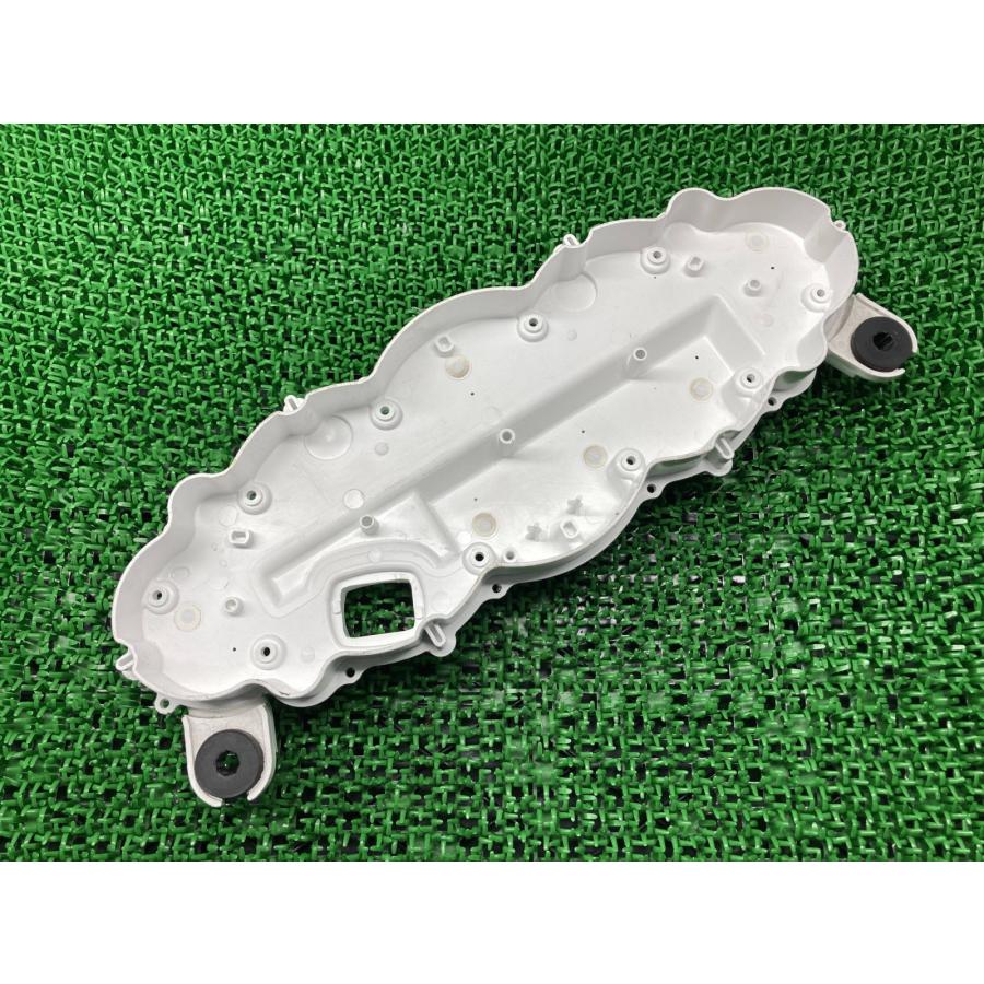 GSX1300Rハヤブサ メーターケース スズキ 純正 中古 バイク 部品 GX72A HAYABUSA 隼 メーターカバー インナーカバー 割れ欠け無し Nzの画像