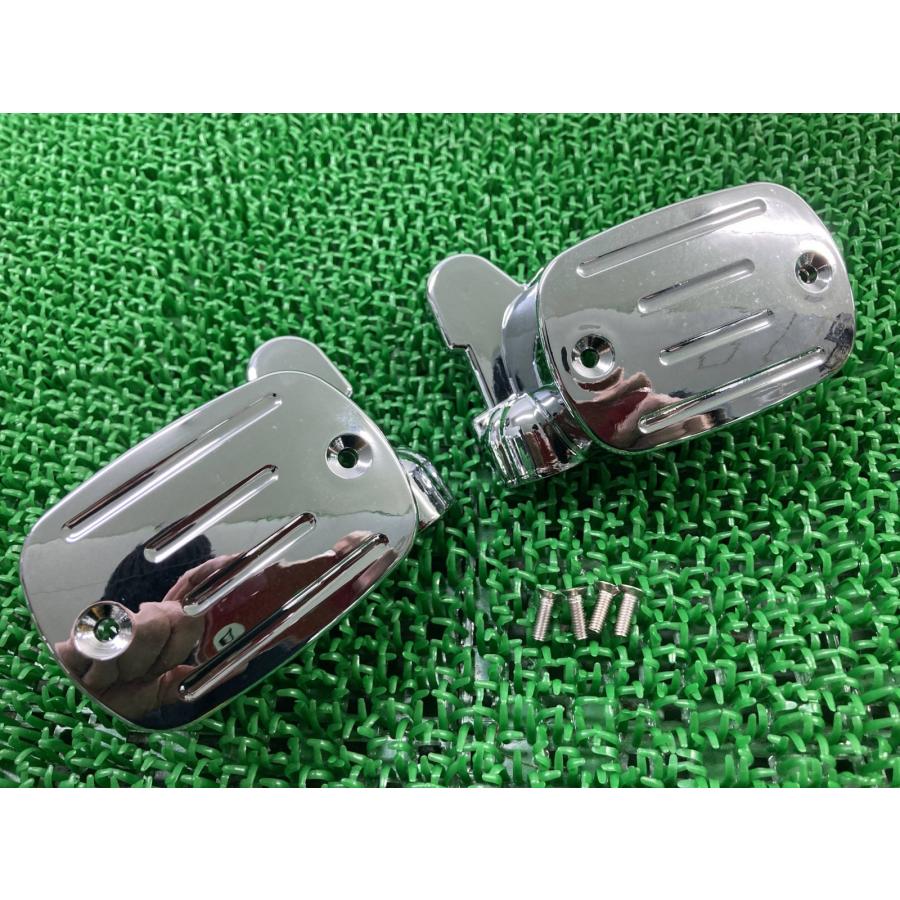 マグザム マスターシリンダーカバー 左右 社外 中古 バイク 部品 SG17J