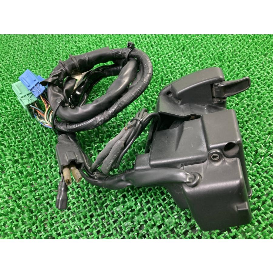 ホンダ（HONDA） GL1800 ハンドルスイッチ 左 純正 中古 バイク 部品
